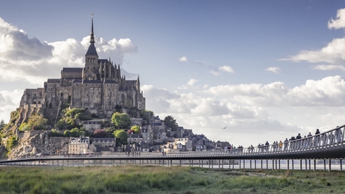 Malgré la crise, l'abbaye du Mont-Saint-Michel atteint des sommets